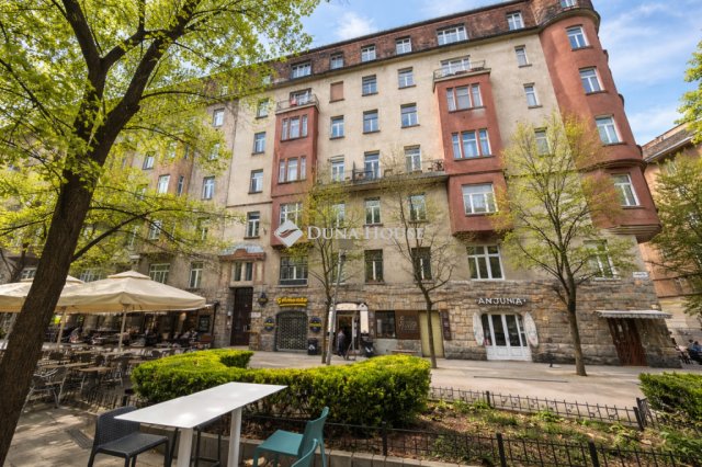 Eladó téglalakás, Budapesten, II. kerületben 159 M Ft, 2 szobás