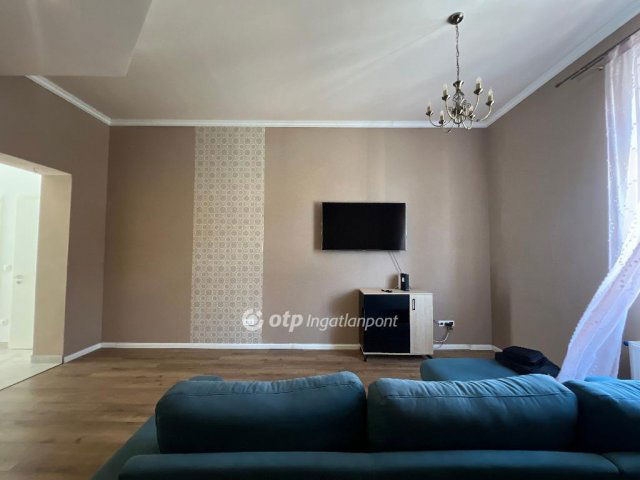 Eladó téglalakás, Budapesten, III. kerületben 90.5 M Ft