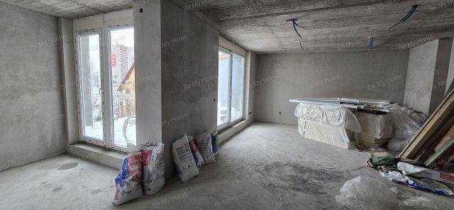 Eladó téglalakás, III. kerületben, Fehéregyházi úton