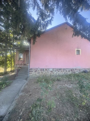 Eladó családi ház, Komlón 26.9 M Ft, 3+1 szobás