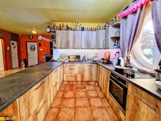 Eladó családi ház, Üllőn 149 M Ft, 4 szobás