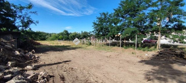 Eladó ikerház, Tápiószecsőn 59.9 M Ft, 4 szobás