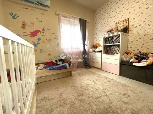 Eladó családi ház, Fóton 229 M Ft, 7 szobás