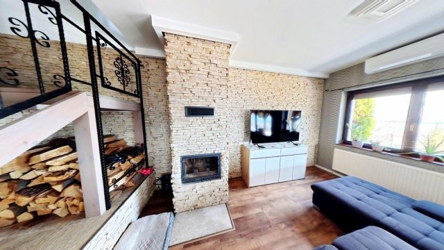 Eladó ikerház, Pécsett 159 M Ft, 4 szobás / költözzbe.hu