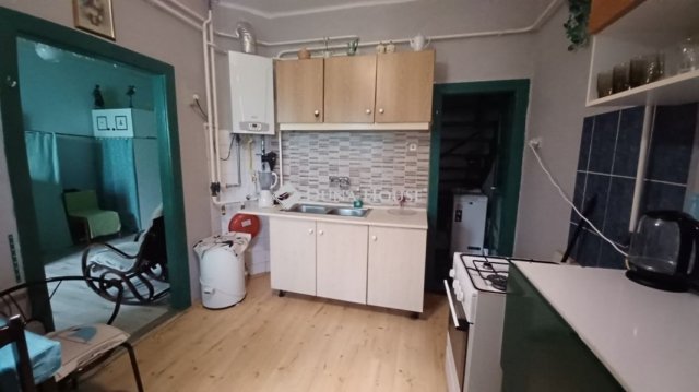 Eladó ikerház, Balatonfüreden 67.9 M Ft, 3 szobás