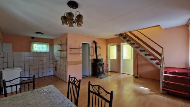 Eladó családi ház, Velencén 69.9 M Ft, 3 szobás