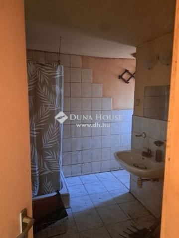 Eladó családi ház, Beregdarócon 3.5 M Ft, 2 szobás