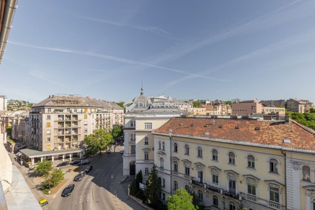 Eladó téglalakás, Budapesten, II. kerületben 190 M Ft, 5 szobás