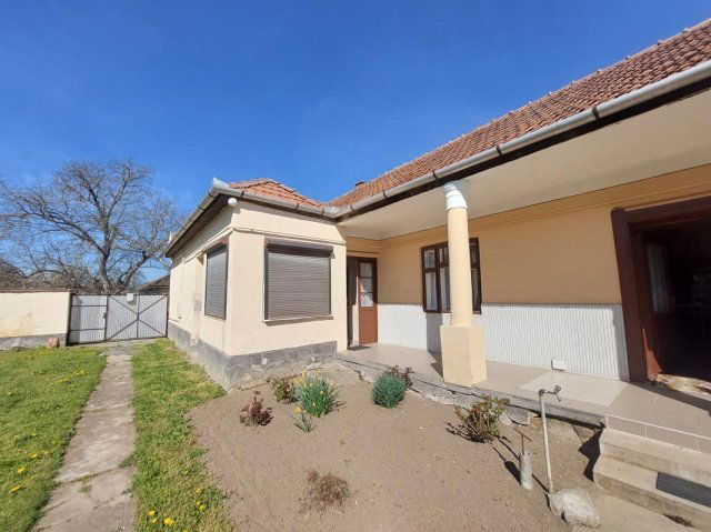 Eladó családi ház, Aldebrőn 13.8 M Ft, 3 szobás