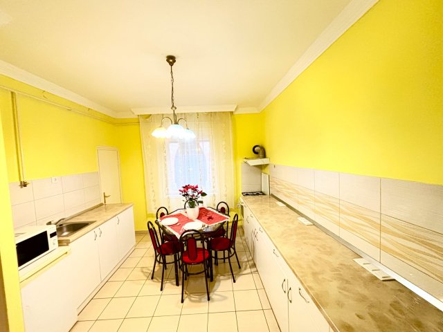 Eladó panellakás, Debrecenben 63.5 M Ft, 2 szobás