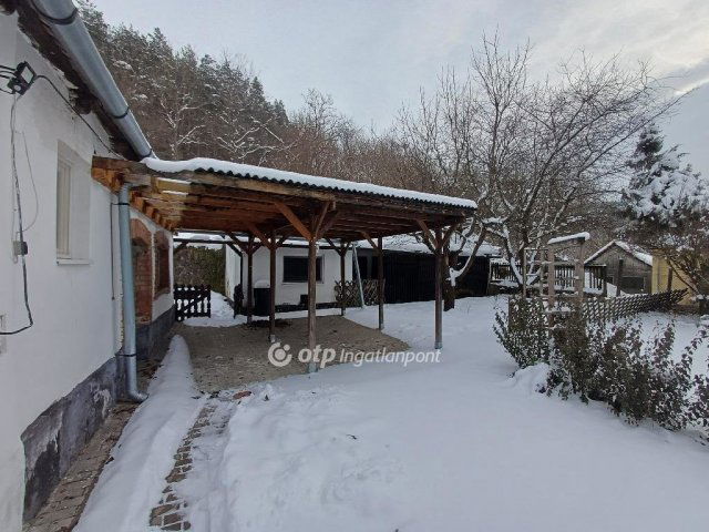 Eladó családi ház, Bükkszéken 35 M Ft, 3 szobás