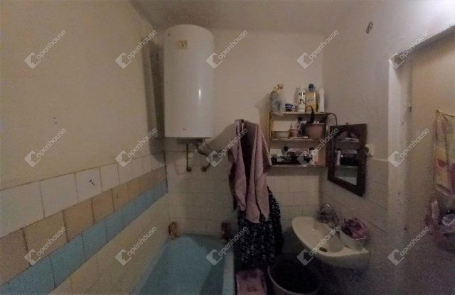 Eladó családi ház, Nagykörűn 9.99 M Ft, 2 szobás