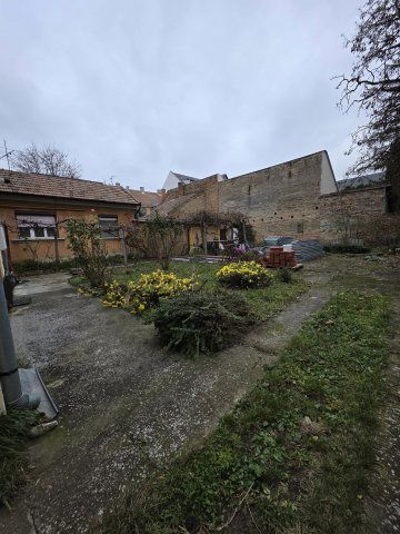 Eladó telek, Szegeden 136 M Ft / költözzbe.hu