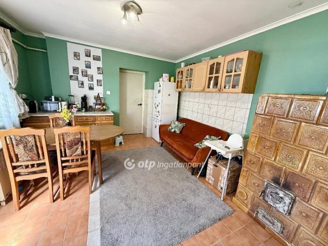 Eladó családi ház, Kemecsén 19.9 M Ft, 2 szobás