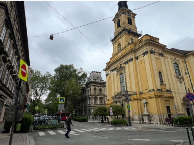 Eladó téglalakás, Budapesten, VI. kerületben 167.66 M Ft