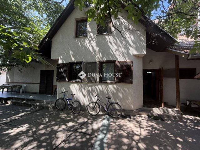 Eladó családi ház, Poroszlón 89 M Ft, 5 szobás