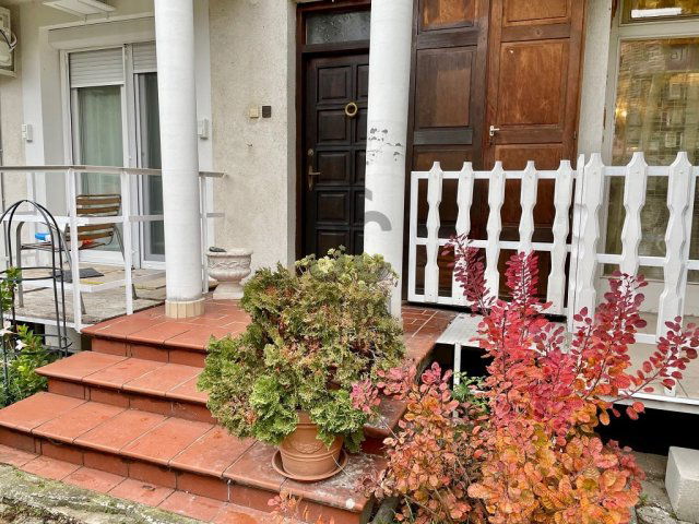 Eladó téglalakás, Csornán 69.9 M Ft, 4 szobás