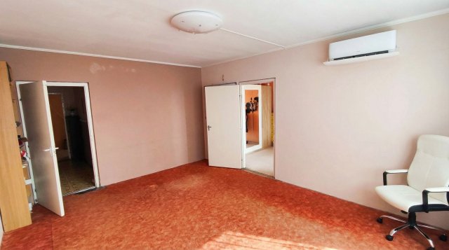 Eladó panellakás, Budapesten, X. kerületben 64.99 M Ft, 3 szobás