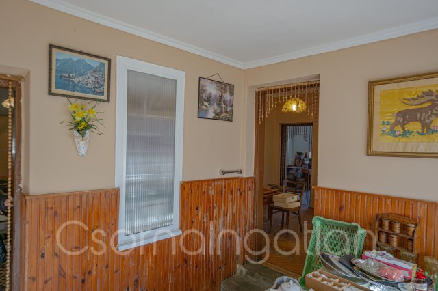 Eladó családi ház, Barbacson 32 M Ft, 2 szobás