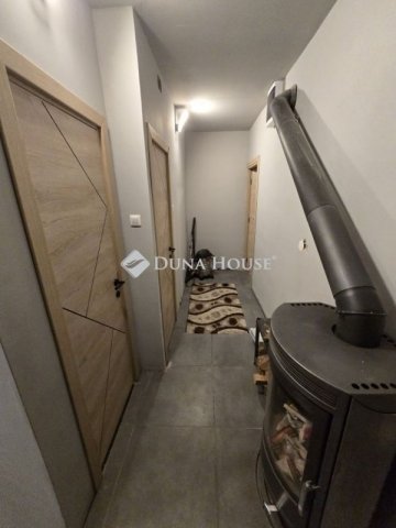 Eladó családi ház, Szegeden 29 M Ft, 2 szobás