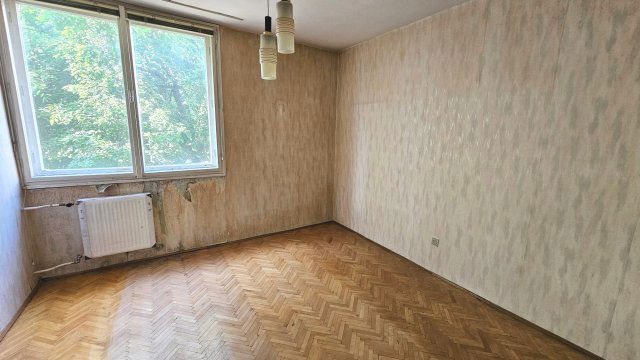Eladó téglalakás, Szegeden, Vedres utcában 42 M Ft, 2 szobás