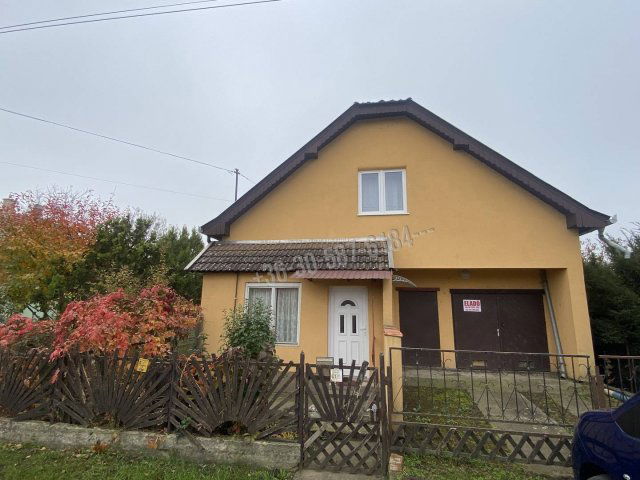Eladó családi ház, Biharnagybajomban 23.9 M Ft, 4 szobás