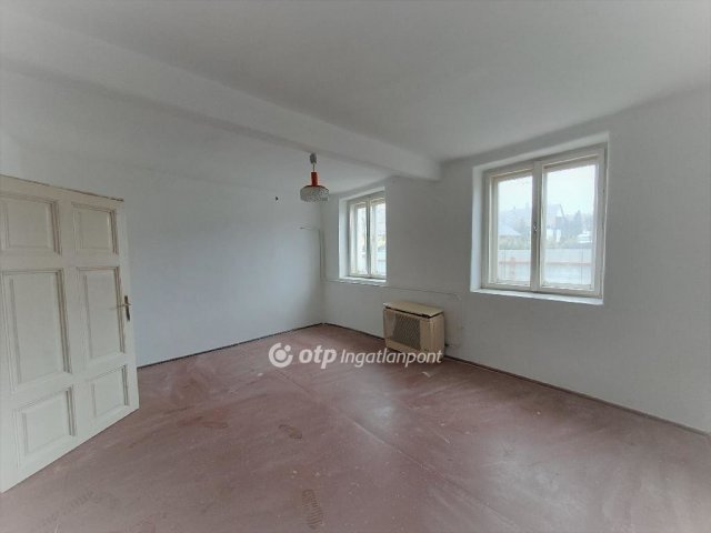 Eladó családi ház, Kunhegyesen 13 M Ft, 2 szobás
