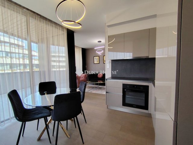 Eladó téglalakás, Szegeden, Bakay Nándor utcában 88 M Ft