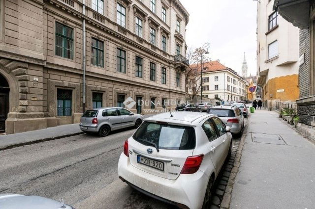 Eladó téglalakás, Budapesten, I. kerületben 114.9 M Ft, 2 szobás