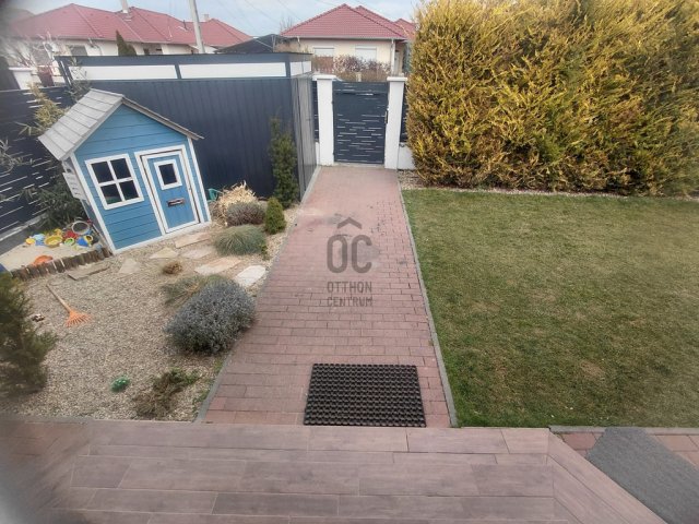 Eladó ikerház, Halásztelken 139 M Ft, 4 szobás