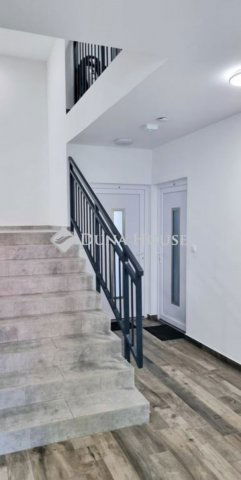 Eladó téglalakás, Siófokon 249 M Ft, 4 szobás