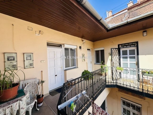 Eladó téglalakás, Budapesten, VIII. kerületben 79 M Ft, 2 szobás