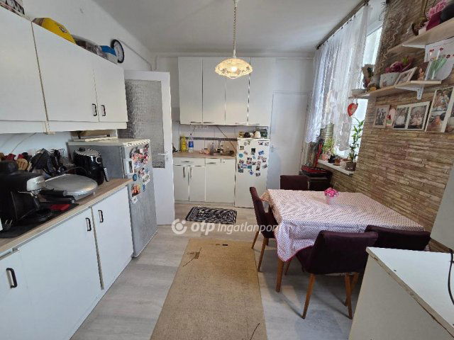 Eladó téglalakás, Miskolcon 29.9 M Ft, 2 szobás