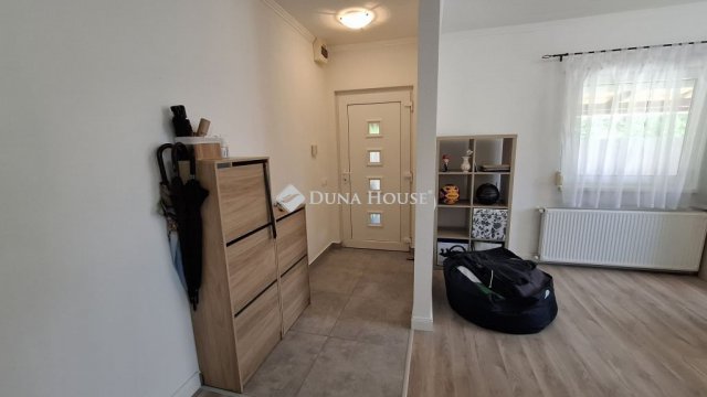 Kiadó téglalakás, albérlet, Gyömrőn 400 E Ft / hó, 4 szobás