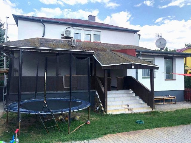 Eladó családi ház, Halásztelken 295 M Ft, 7 szobás