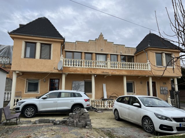 Eladó családi ház, Balatonfüreden, Vásártér utcában 131 M Ft