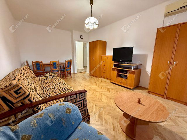 Eladó téglalakás, Siófokon 66.9 M Ft, 3 szobás