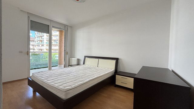 Eladó téglalakás, Budapesten, XIII. kerületben, Csata utcában
