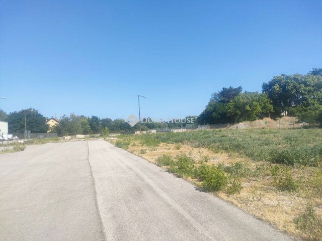 Eladó ipari ingatlan, Helvécián 85 M Ft / költözzbe.hu