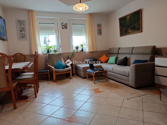 Eladó ikerház, Táborfalván 49.9 M Ft, 4 szobás