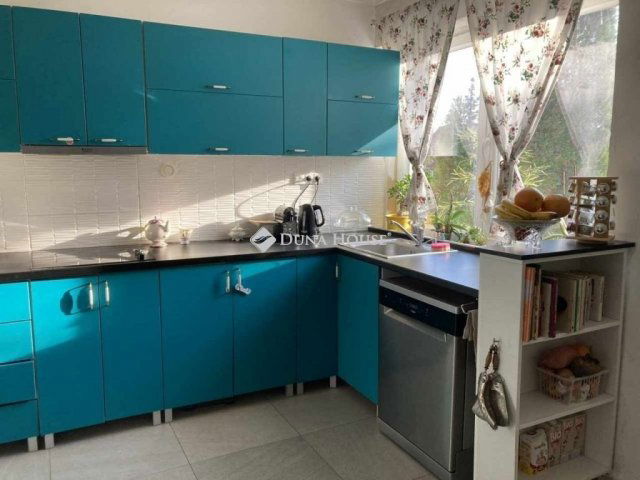 Eladó téglalakás, Budakeszin 125 M Ft, 4 szobás