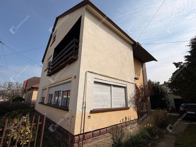 Eladó családi ház, Zalaegerszegen 59.9 M Ft, 6 szobás