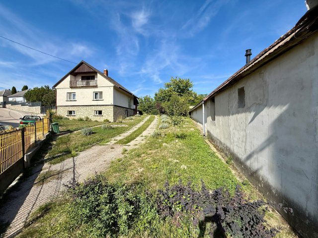 Eladó családi ház, Bakonycsernyén 52.9 M Ft, 4 szobás