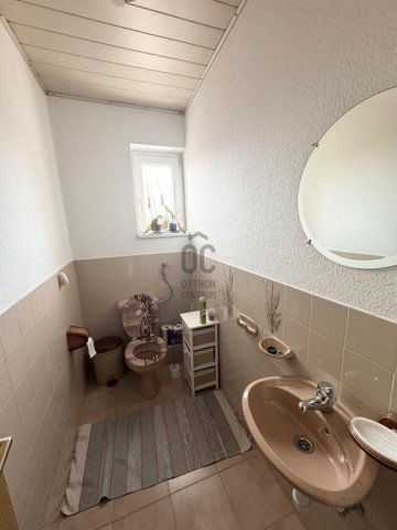 Eladó családi ház, Vecsésen 155 M Ft, 5 szobás