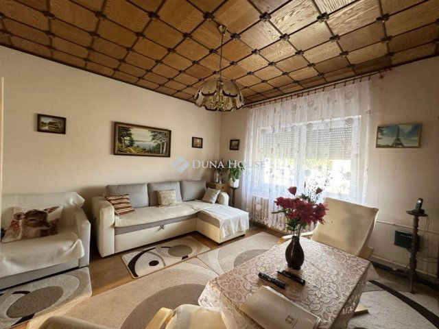 Eladó családi ház, Ráckevén 59.99 M Ft, 2 szobás