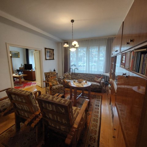 Eladó téglalakás, Pécsett 45.99 M Ft, 2 szobás