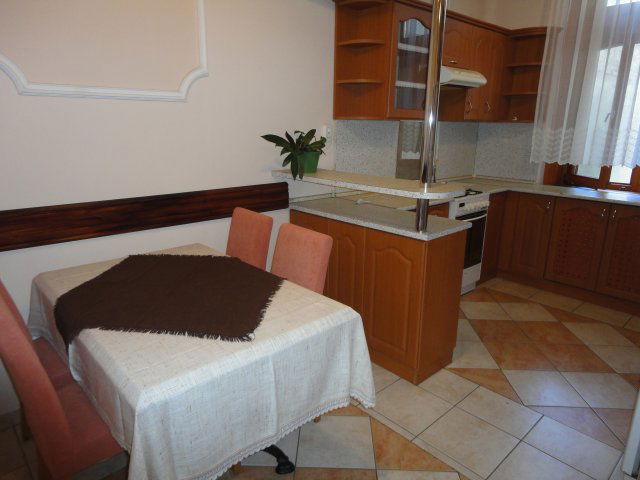 Kiadó téglalakás, albérlet, Nyíregyházán 170 E Ft / hó