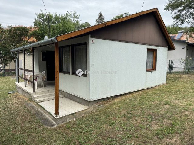 Eladó nyaraló, Fonyódon 34.9 M Ft, 3 szobás