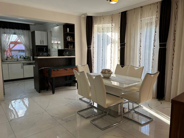 Eladó ikerház, Nyíregyházán 129.99 M Ft, 3+1 szobás