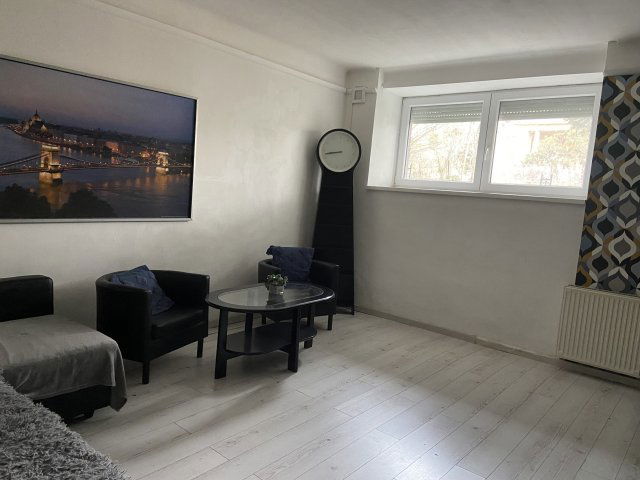 Kiadó téglalakás, albérlet, XII. kerületben, Istenhegyi úton